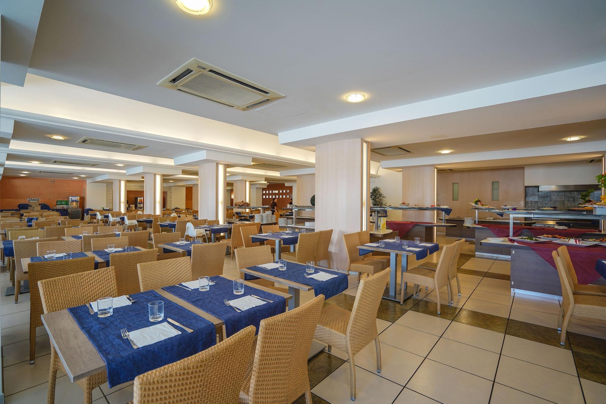 Futura Club Torre Rinalda Hotel Exterior photo